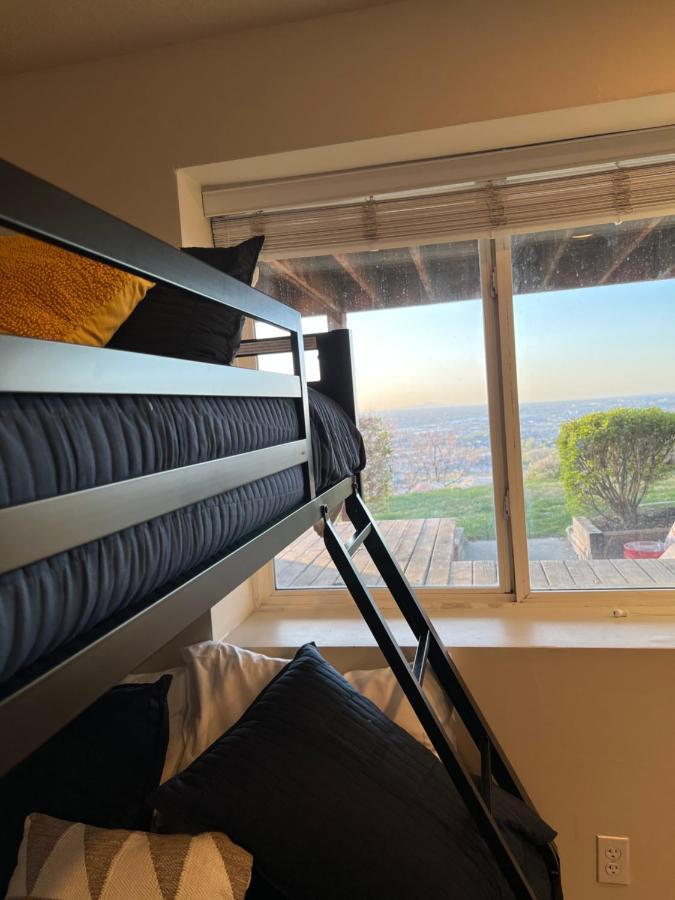 Above Ground Basement Apartment 2 Bedroom 1 B Retreat With Gorgeous View 드레이퍼 외부 사진